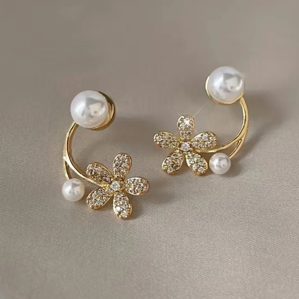 NWT Golden faux-pearl zircon flower elegant ear-climber two-ways new with tags